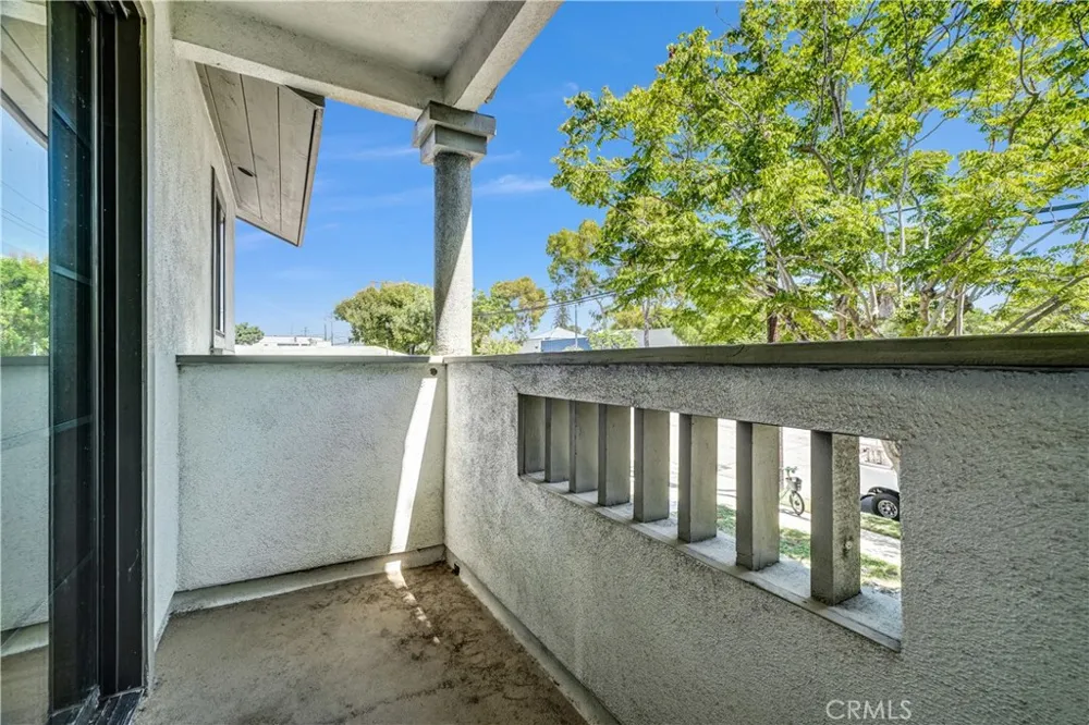 2535 California Avenue #1 Signal Hill, CA 90755