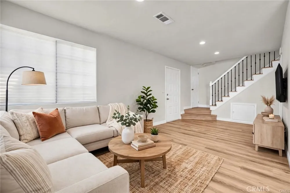 2535 California Avenue #1 Signal Hill, CA 90755