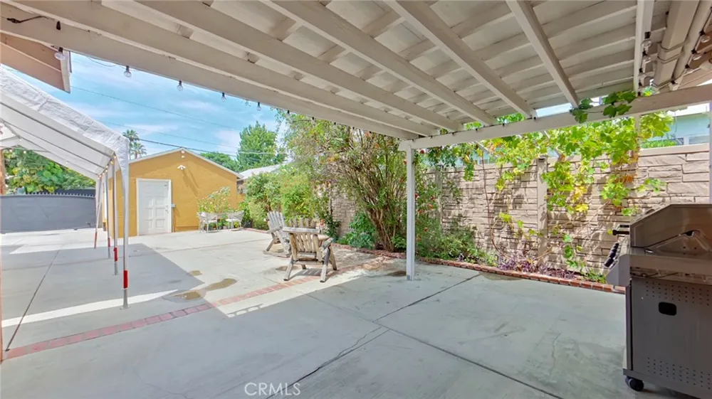 7827 Louise Northridge, CA 91325