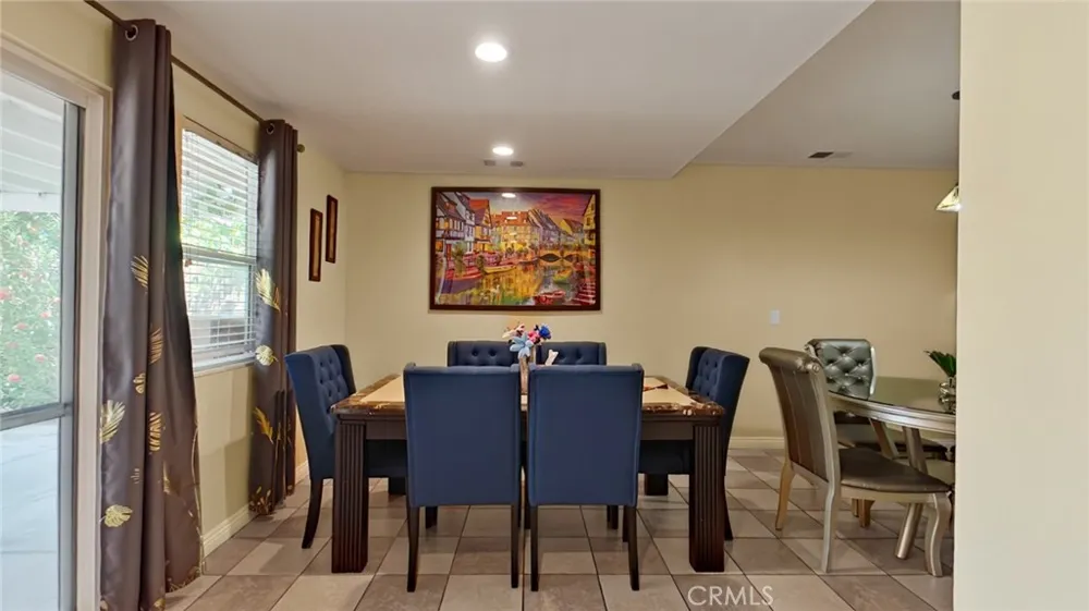 7827 Louise Northridge, CA 91325