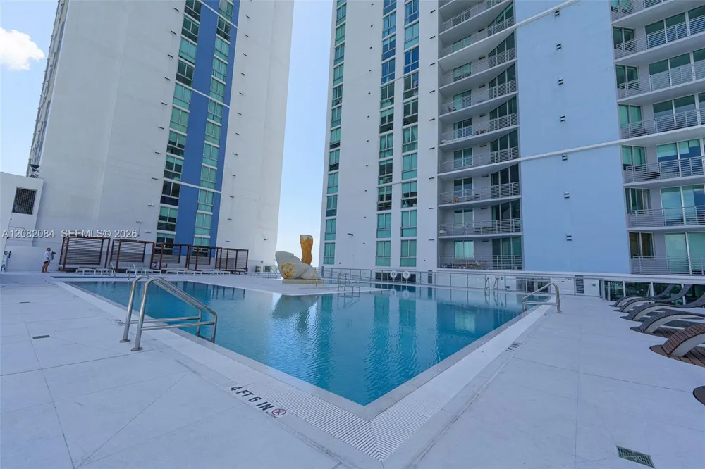 325 S Biscayne Blvd #415 Miami, FL 33131