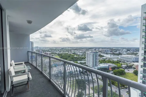 1750 Bayshore Dr #3211