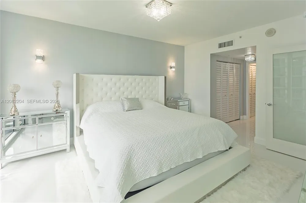 1750 Bayshore Dr #3211 Miami, FL 33132