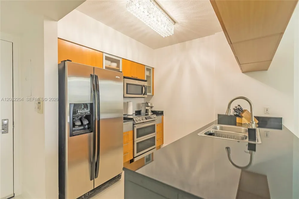 1750 Bayshore Dr #3211 Miami, FL 33132