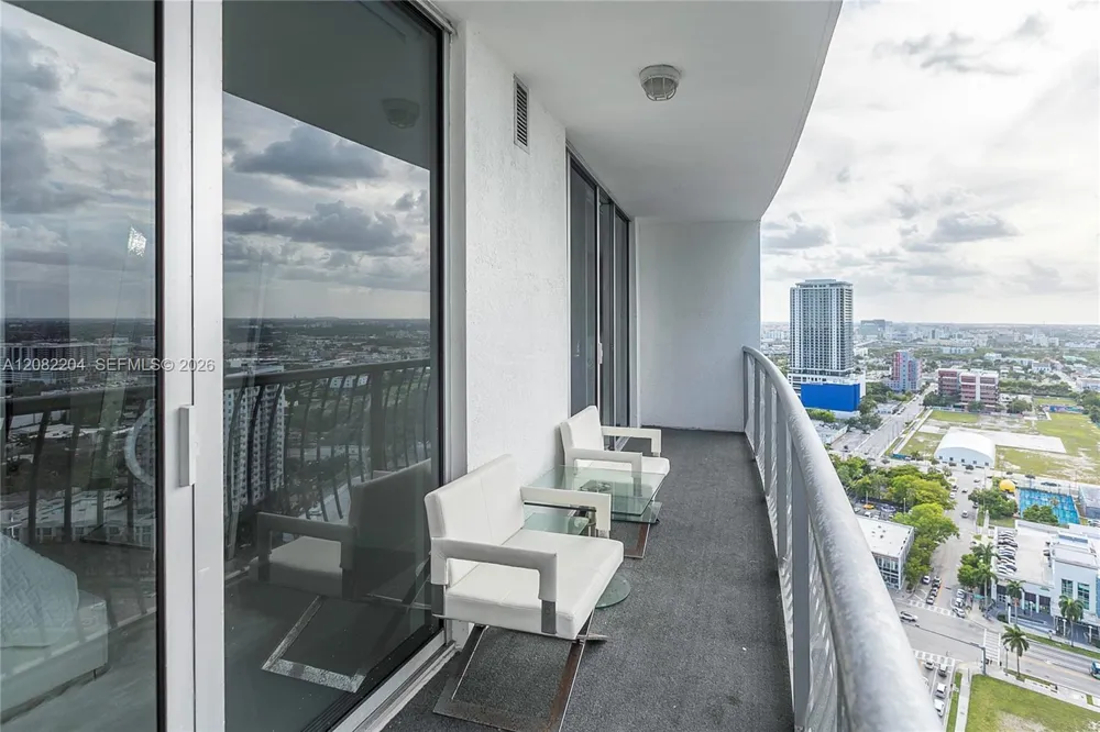 1750 Bayshore Dr #3211 Miami, FL 33132