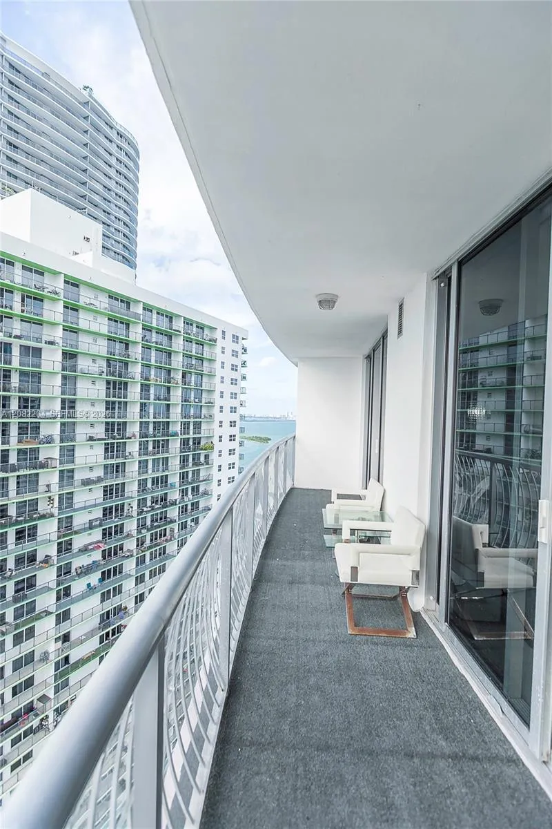 1750 Bayshore Dr #3211 Miami, FL 33132