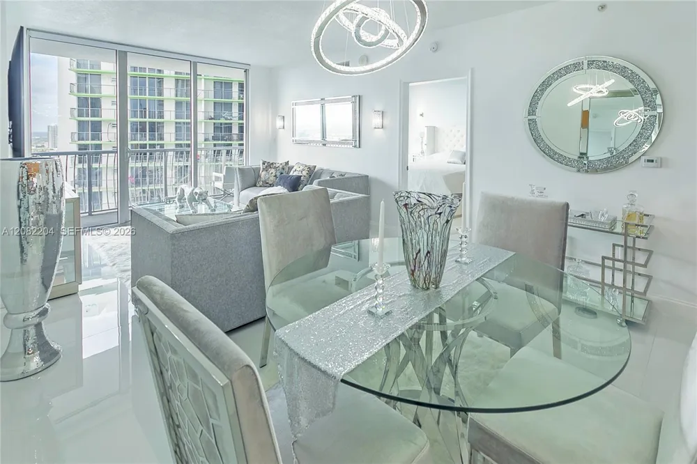1750 Bayshore Dr #3211 Miami, FL 33132