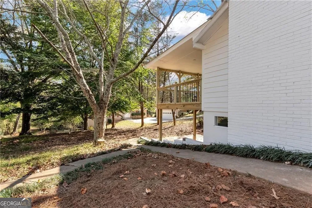 75 Lake DR Dawsonville, GA 30534
