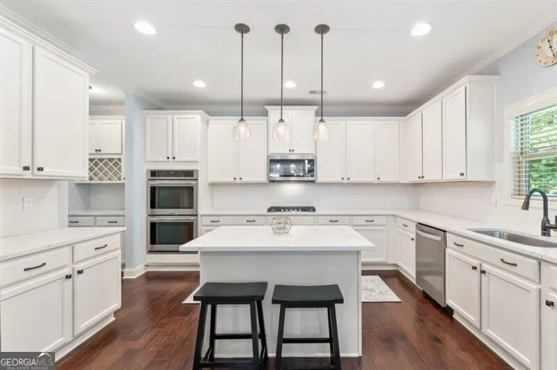 407 Riverwalk Manor DR Dallas, GA 30132