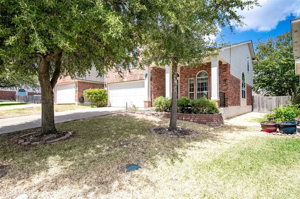 11116 Los Comancheros Road Austin, TX 78717