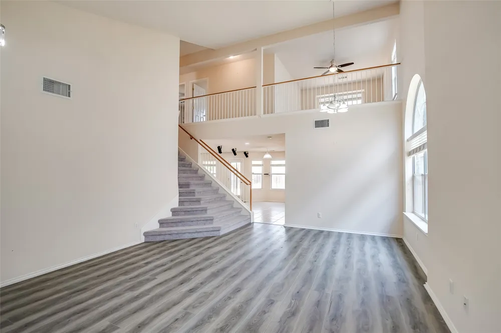 11116 Los Comancheros Road Austin, TX 78717