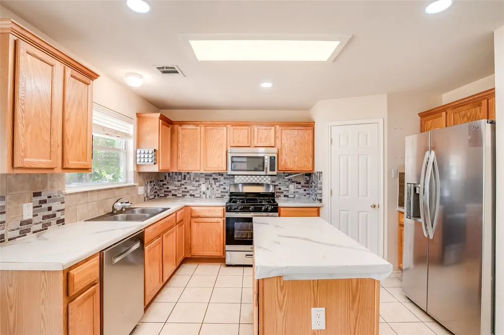 11116 Los Comancheros Road Austin, TX 78717