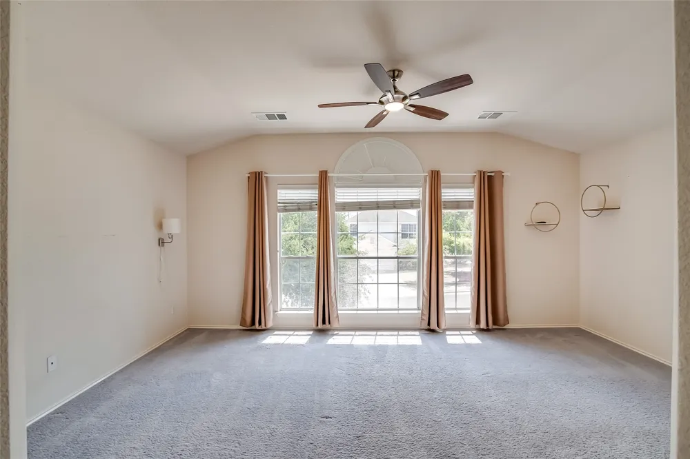 11116 Los Comancheros Road Austin, TX 78717