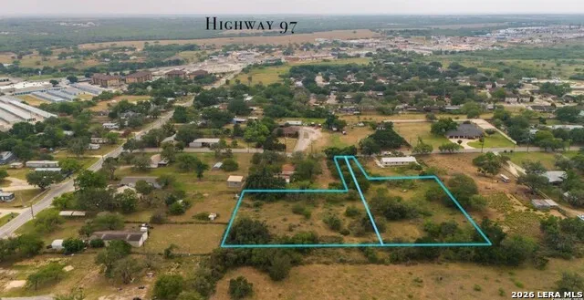 1512 Sandy Pleasanton, TX 78064