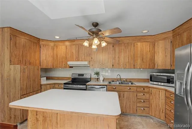 1118 Acacia Drive Colorado Springs, CO 80907