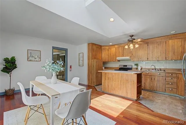 1118 Acacia Drive Colorado Springs, CO 80907