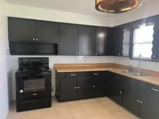 1029 Chenango Street Angleton, TX 77515