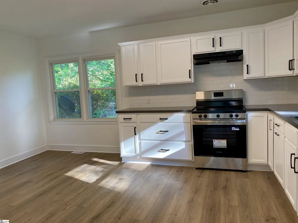 113 Merle Drive Spartanburg, SC 29307