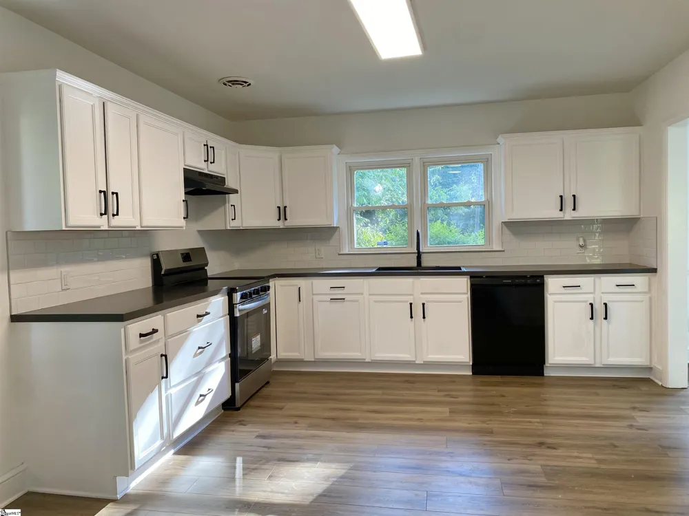 113 Merle Drive Spartanburg, SC 29307