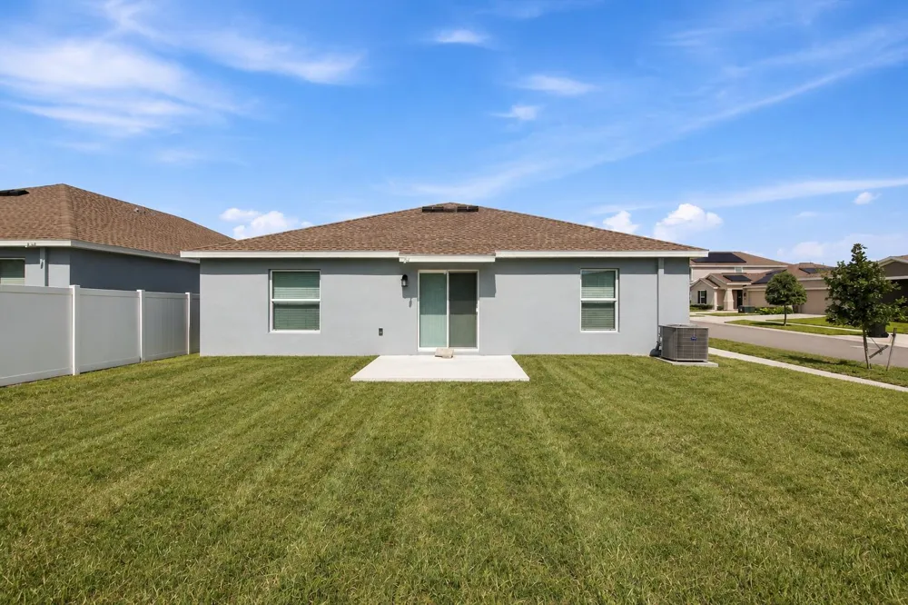 173 Adventure Avenue Davenport, FL 33837