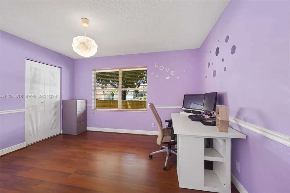 729 NW 161st Ave Pembroke Pines, FL 33028