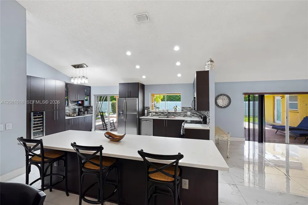 729 NW 161st Ave Pembroke Pines, FL 33028