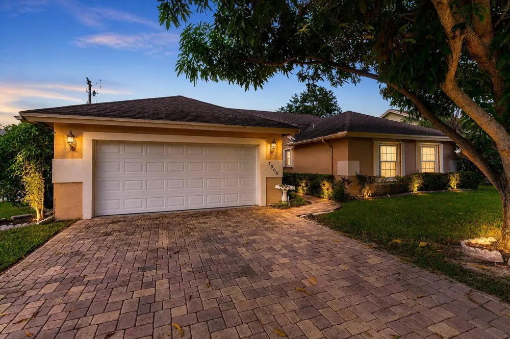 7365 NW 54TH COURT Lauderhill, FL 33319