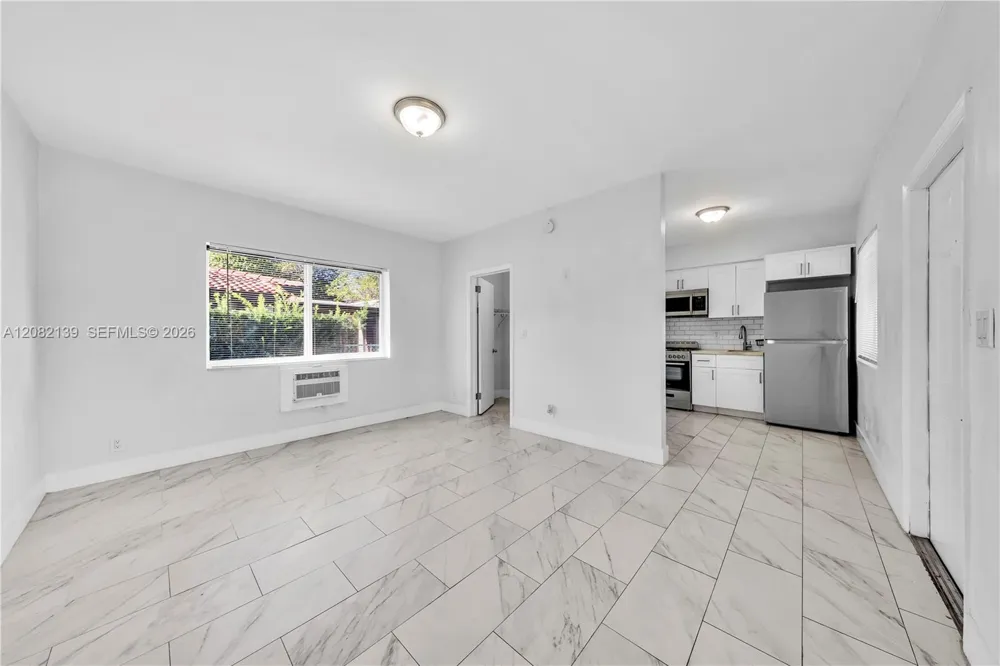 1839 Funston St #8 Hollywood, FL 33020