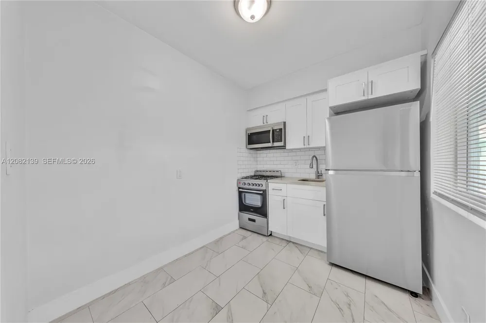 1839 Funston St #8 Hollywood, FL 33020