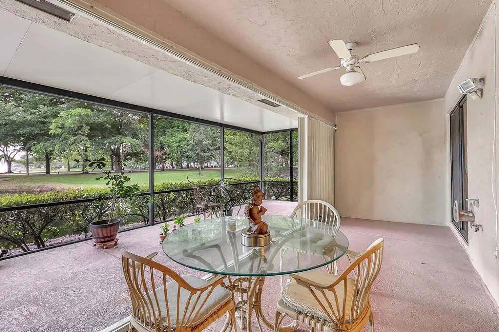 9420 Chelsea Drive S Plantation, FL 33324