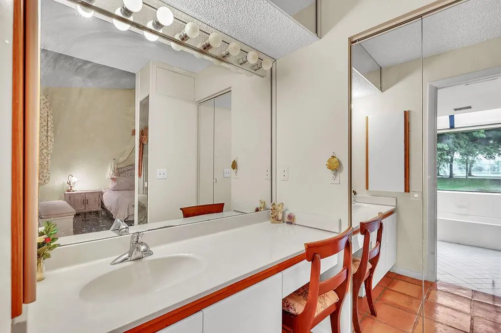 9420 Chelsea Drive S Plantation, FL 33324