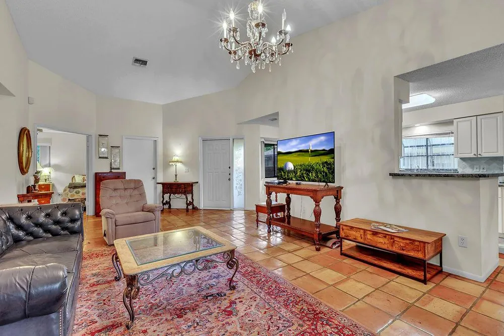 9420 Chelsea Drive S Plantation, FL 33324