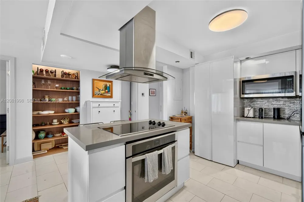 1865 Brickell Ave #A1606 Miami, FL 33129