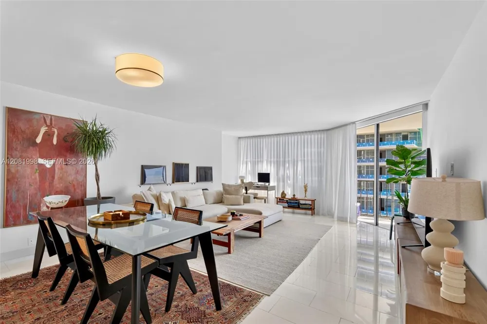 1865 Brickell Ave #A1606 Miami, FL 33129