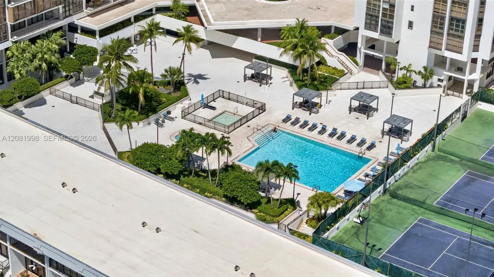 1865 Brickell Ave #A1606 Miami, FL 33129