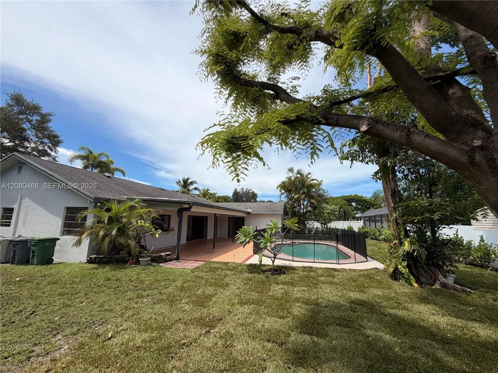 10379 186th Ct S Boca Raton, FL 33498