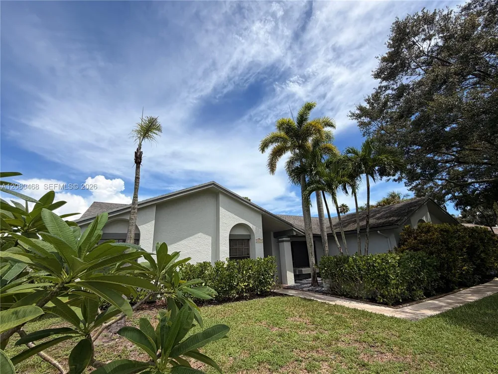 10379 186th Ct S Boca Raton, FL 33498