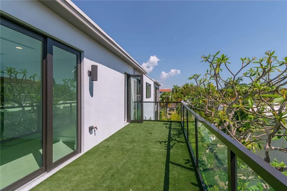 1310 SE 2ND STREET Fort Lauderdale, FL 33301