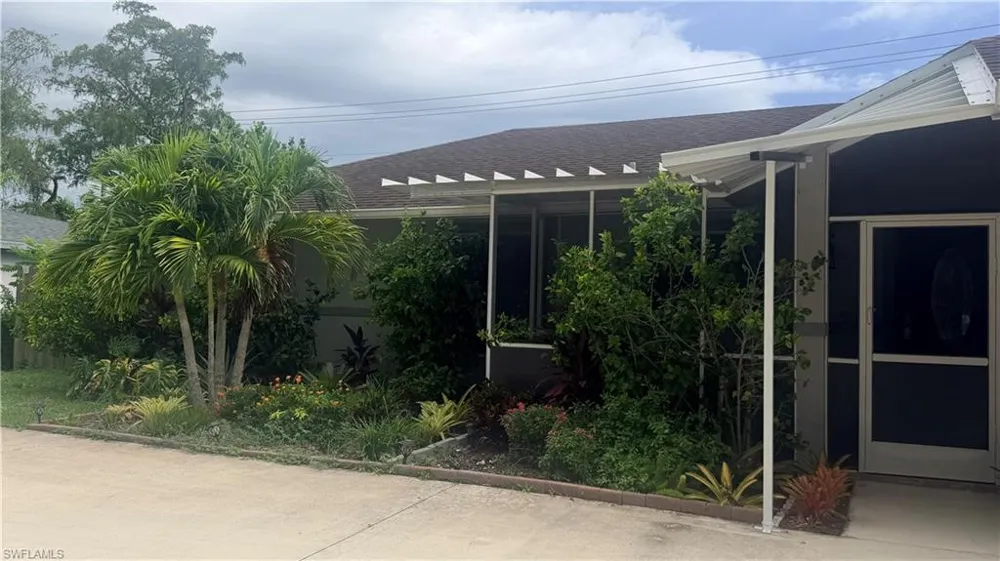 2230 Crystal Drive Fort Myers, FL 33907