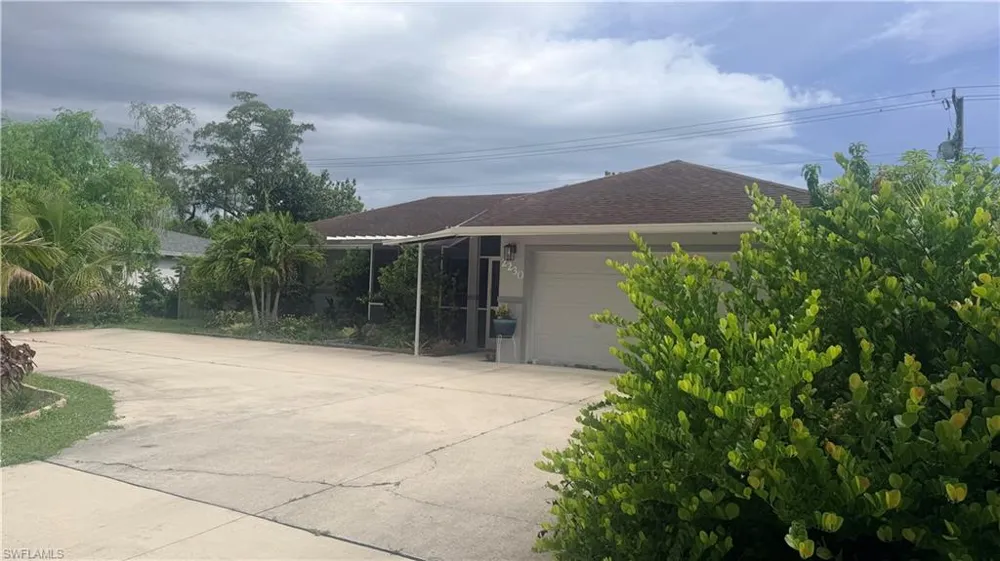2230 Crystal Drive Fort Myers, FL 33907