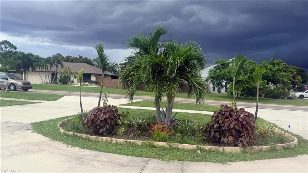 2230 Crystal Drive Fort Myers, FL 33907