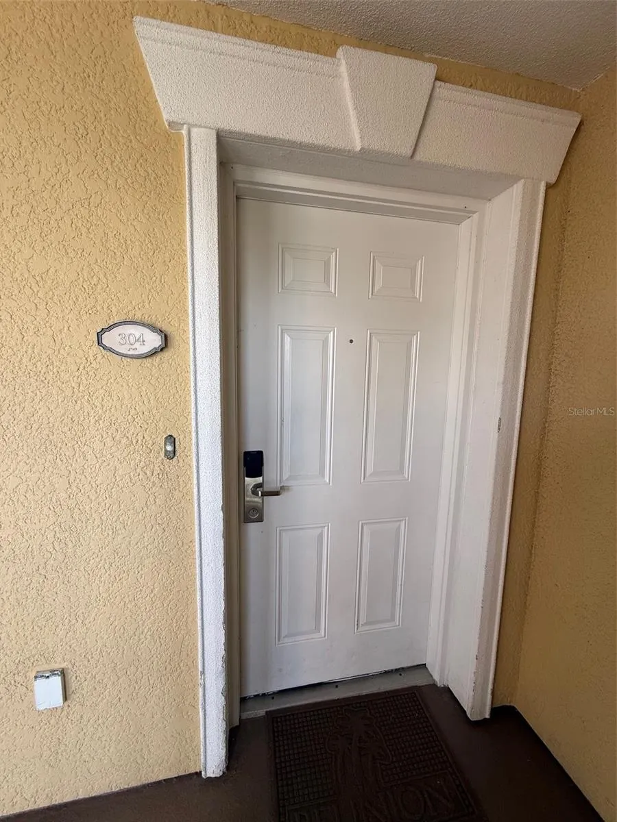 7610 SANDY RIDGE DRIVE #304 Reunion, FL 34747