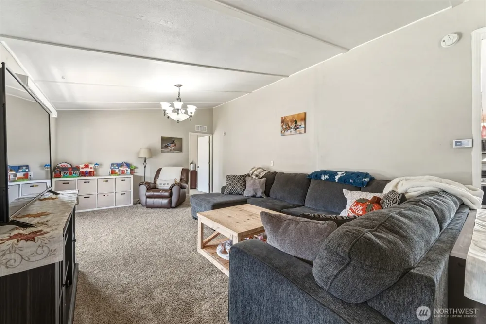610 E Sixth Street Waitsburg, WA 99361