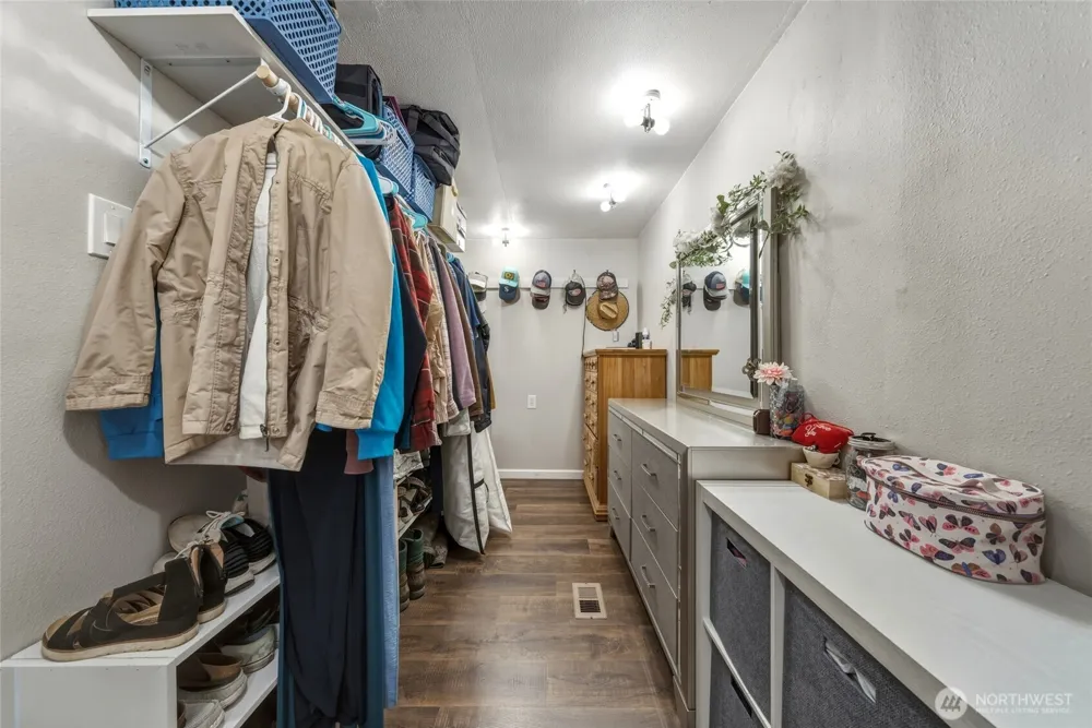 610 E Sixth Street Waitsburg, WA 99361