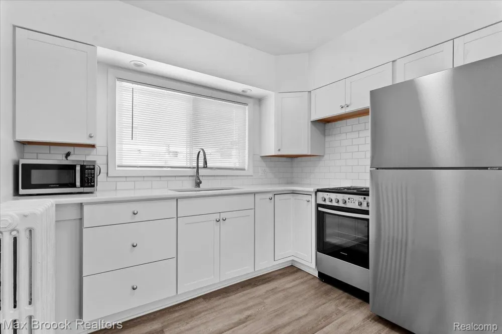 513 W 9 Mile Road ##1 Ferndale City, MI 48220