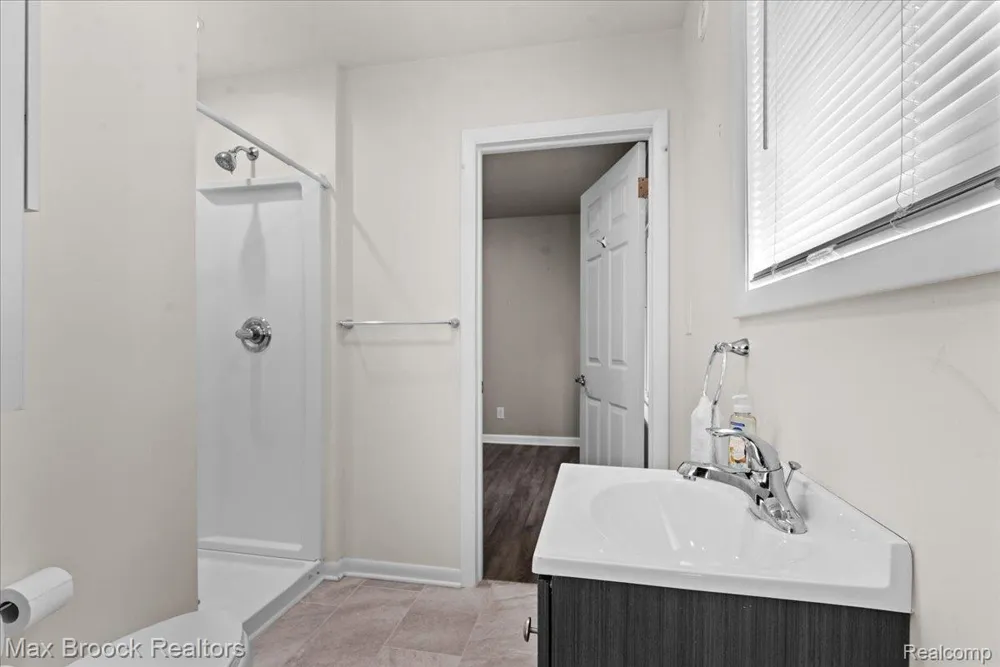 513 W 9 Mile Road ##1 Ferndale City, MI 48220