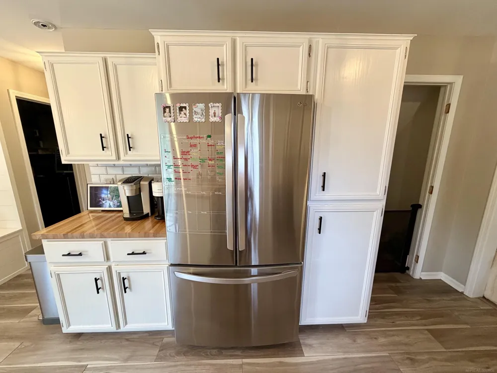 560 Thornehill Trail Oxford Village, MI 48371