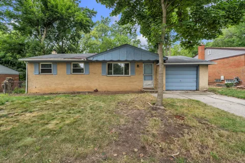 2267 Pontiac Trail