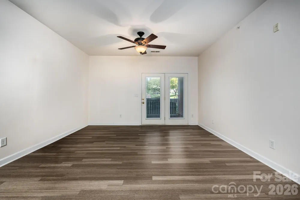 16638 Amberside Road E Cornelius, NC 28031