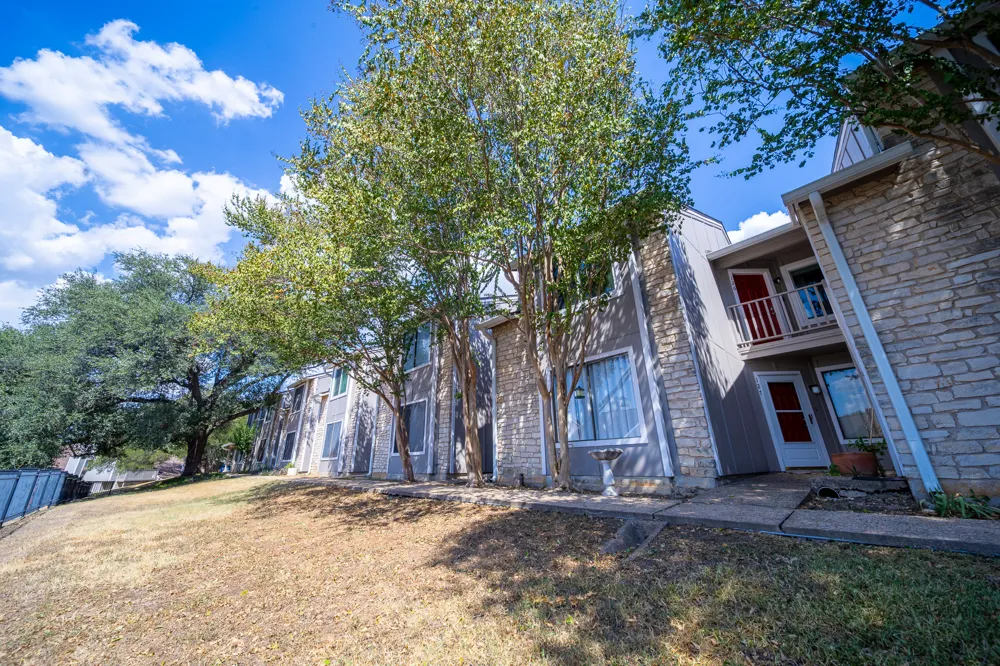 1740 Timber Ridge Road #124 Austin, TX 78741